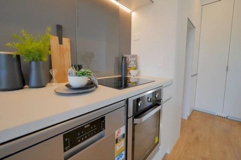 Photo of property in 10/283 Brougham Street, Sydenham, Christchurch, 8023