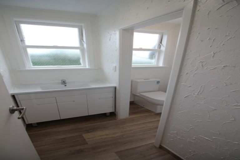 Photo of property in 327 Adelaide Road, Newtown, Wellington, 6021