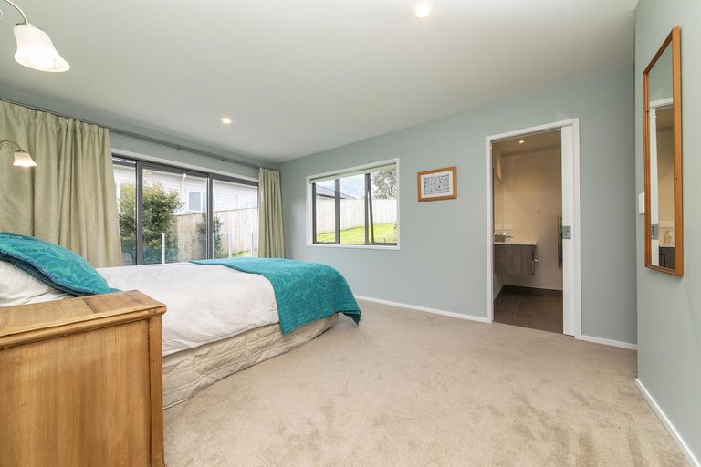 Photo of property in 30 Wautaiti Drive, Riverhead, 0820