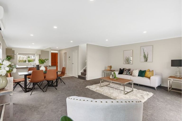 Photo of property in 2 Calumet Way, Takanini, 2112