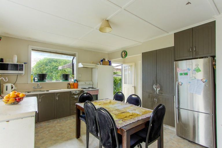 Photo of property in 40 Fairview Road, Western Heights, Rotorua, 3015