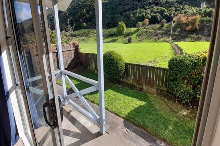 Photo of property in 22 Indiana Grove, Totara Park, Upper Hutt, 5018