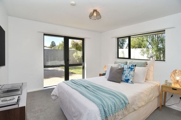 Photo of property in 10 Mclean Place, Woodend, 7610