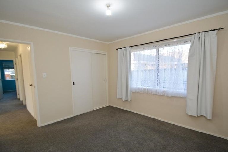 Photo of property in 1/25 Millhouse Drive, Northpark, Auckland, 2013