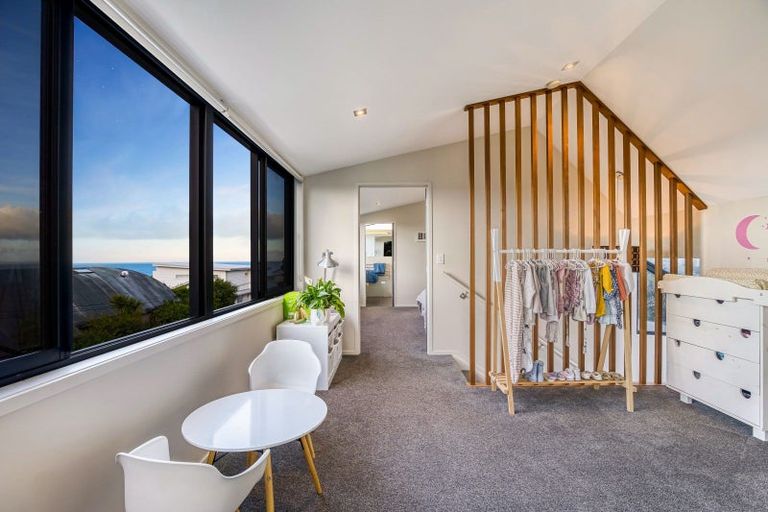 Photo of property in 35a Rothesay Bay Road, Rothesay Bay, Auckland, 0630