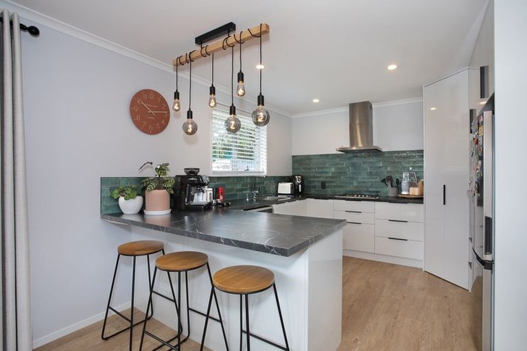 Photo of property in 25 Rata Street, Roslyn, Palmerston North, 4414