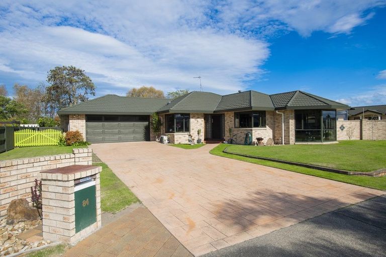 Photo of property in 84 Potae Avenue, Lytton West, Gisborne, 4010