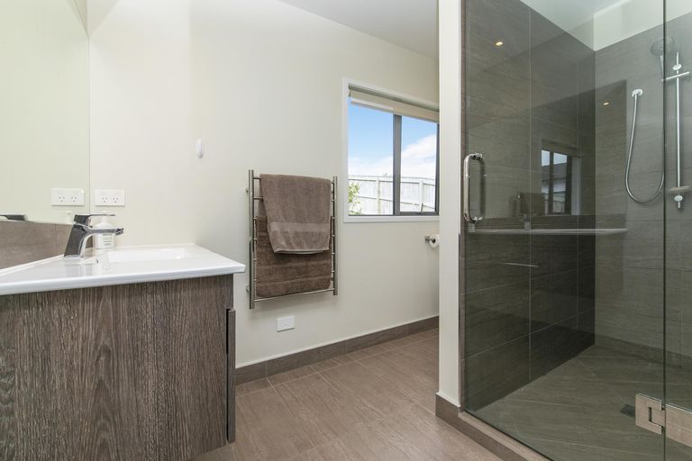 Photo of property in 30 Wautaiti Drive, Riverhead, 0820