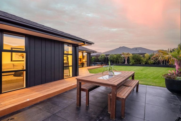 Photo of property in 112 Prestons Park Drive, Marshland, Christchurch, 8083