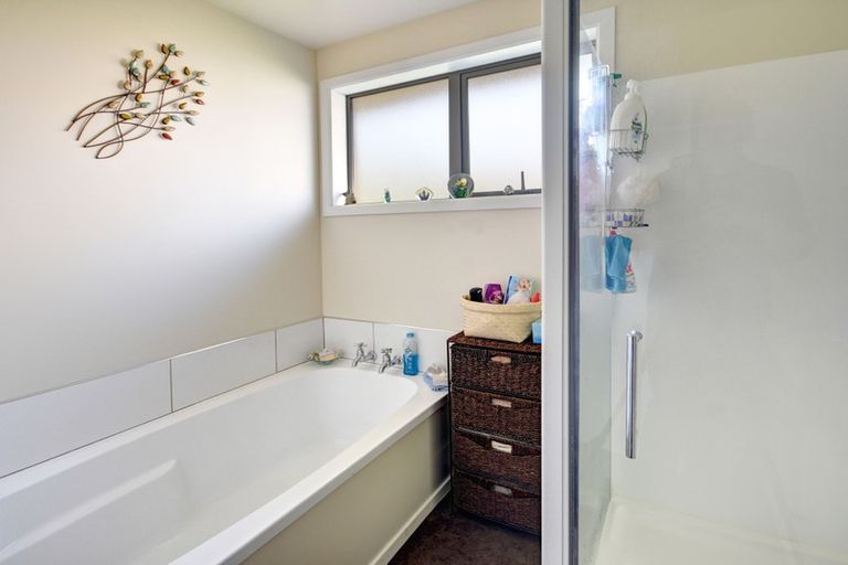 Photo of property in 9 Tweed Street, Kinmont Park, Mosgiel, 9024