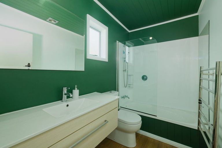 Photo of property in 1 Wakatu Quay, Kaikoura, 7300