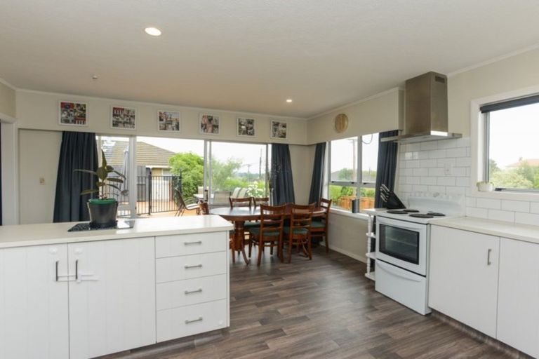 Photo of property in 23 Freyberg Terrace, Waipukurau, 4200