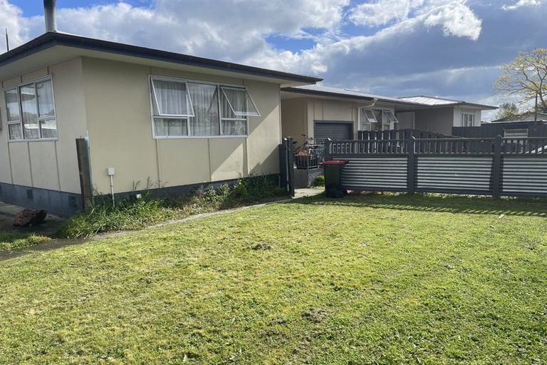 Photo of property in 8 Cartier Crescent, Flaxmere, Hastings, 4120