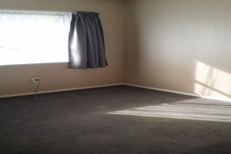 Photo of property in 1/11 Koromiko Street, New Lynn, Auckland, 0600