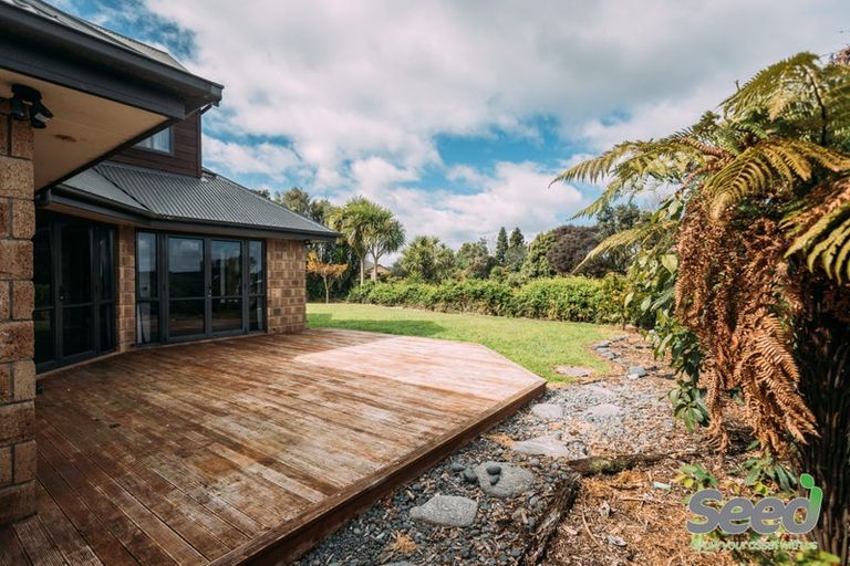 Photo of property in 10 Grenache Place, Rototuna, Hamilton, 3210