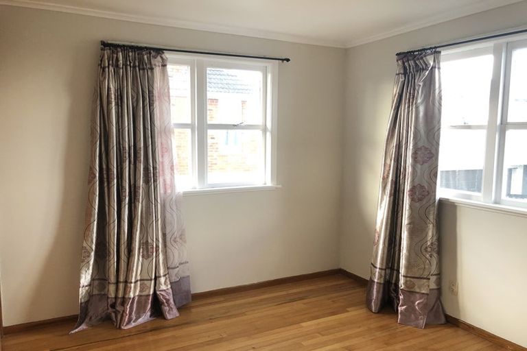 Photo of property in 217 Sunnynook Road, Wairau Valley, Auckland, 0627