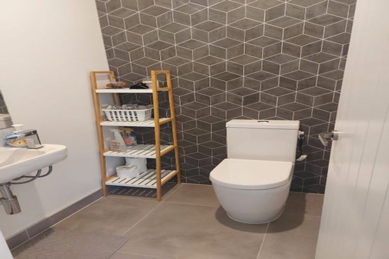 Photo of property in 157 Glenvar Ridge Road, Long Bay, Auckland, 0630