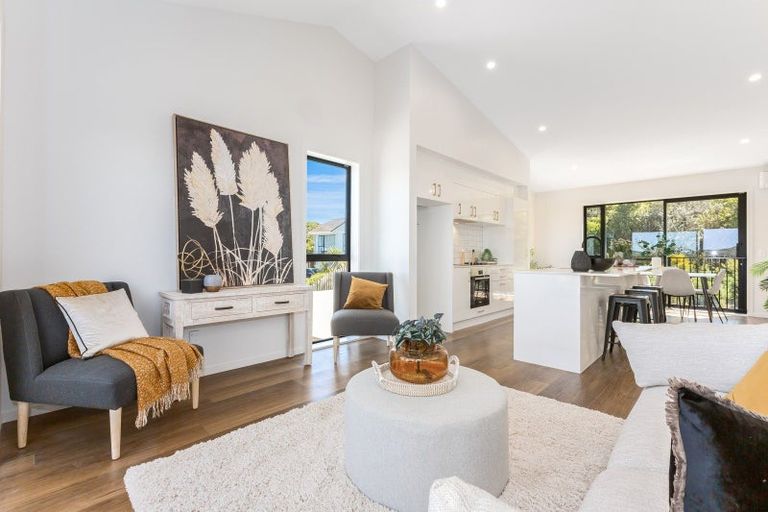 Photo of property in 5 Stockden Place, Karori, Wellington, 6012