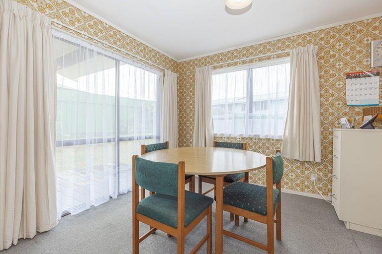 Photo of property in 8 Karyn Street, Castlecliff, Whanganui, 4501