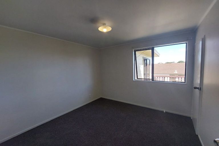 Photo of property in 2/19 Silver Creek Road, Weymouth, Auckland, 2103