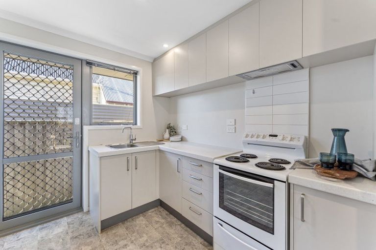 Photo of property in 2/159 Edgeware Road, Edgeware, Christchurch, 8013