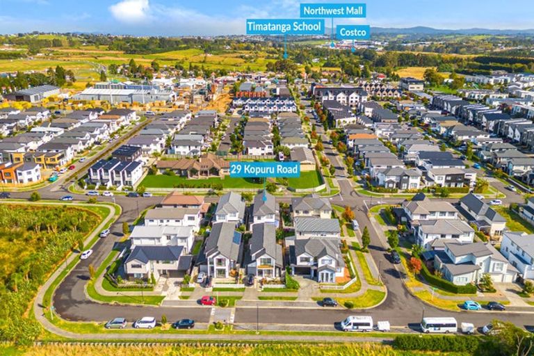 Photo of property in 29 Kopuru Road, Whenuapai, Auckland, 0618