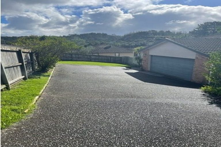 Photo of property in 104 George Deane Place, Greenhithe, Auckland, 0632