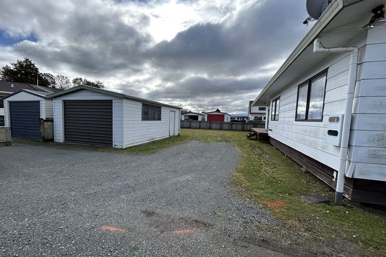 Photo of property in 46b Aquarius Drive, Kawaha Point, Rotorua, 3010