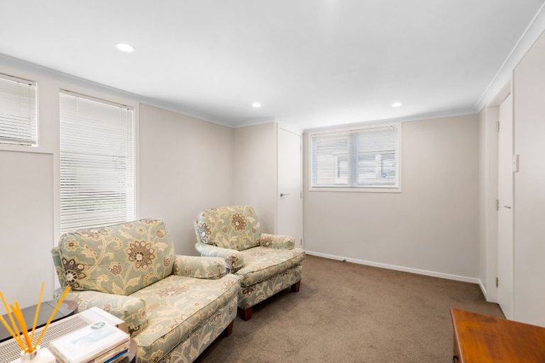 Photo of property in 11 Chambers Street, Havelock North, 4130