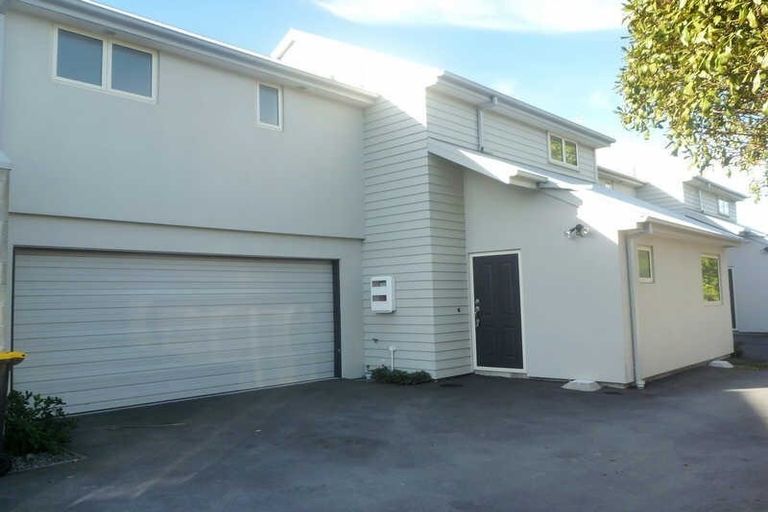 Photo of property in 2/59 Olliviers Road, Phillipstown, Christchurch, 8011