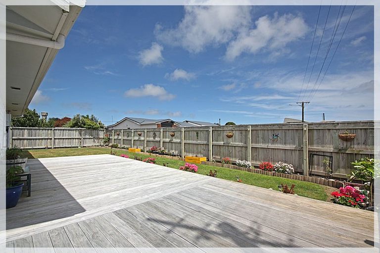 Photo of property in 26a Johnston Street, Foxton, 4814