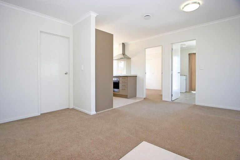 Photo of property in 58 Kenderdine Road, Papatoetoe, Auckland, 2025