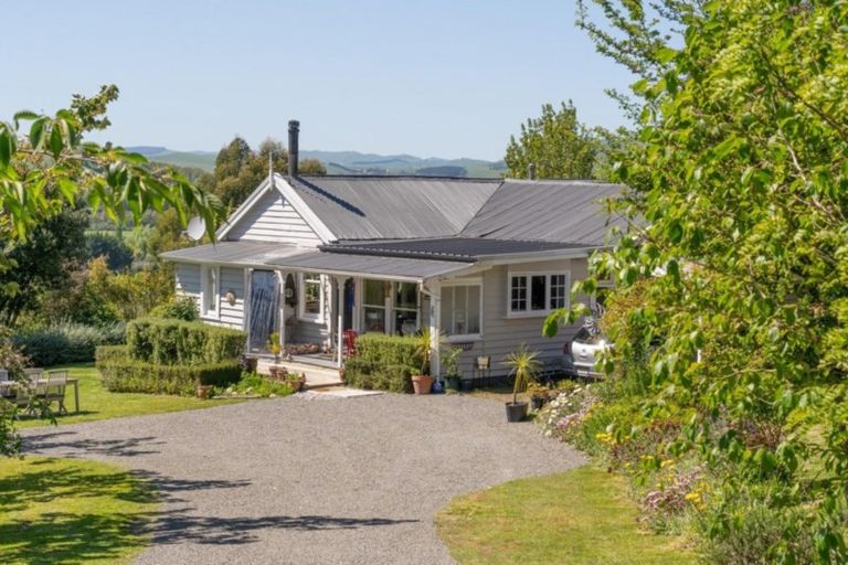 Photo of property in 24 Nikau Heights, Lansdowne, Masterton, 5810