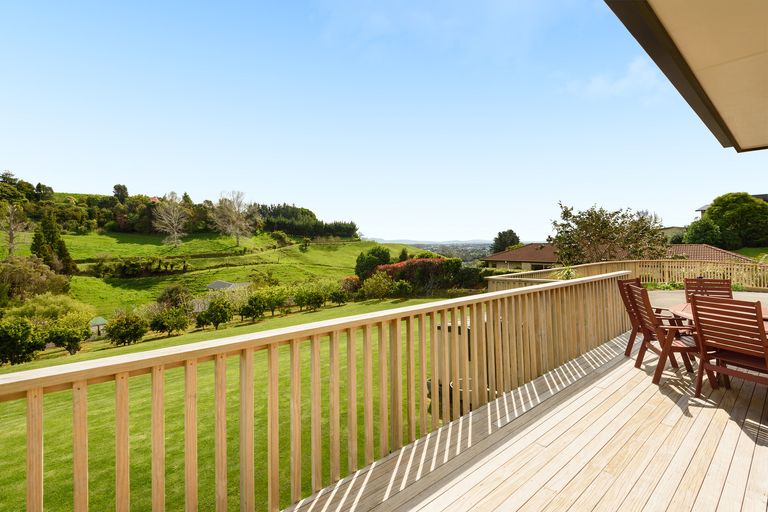 Photo of property in 19 Roger Guy Place, Welcome Bay, Tauranga, 3175