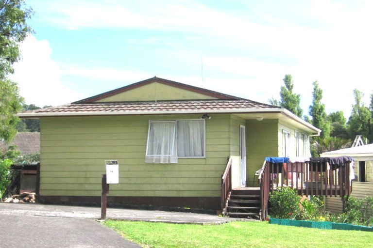 Photo of property in 14 Farwood Drive, Henderson, Auckland, 0612