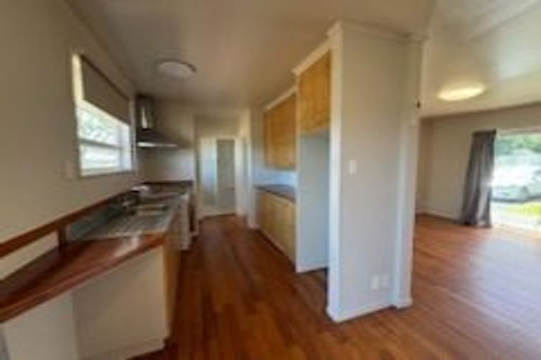 Photo of property in 13 Feasegate Street, Manurewa, Auckland, 2102