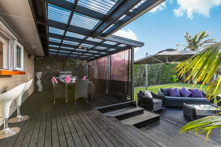 Photo of property in 44 Hepburn Road, Glendene, Auckland, 0602