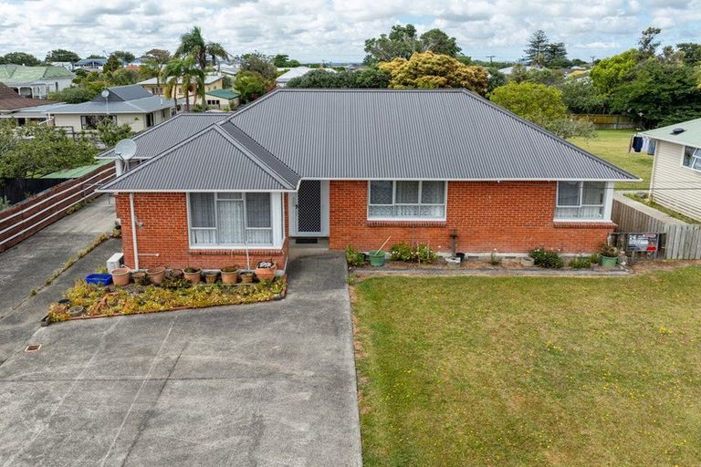 Photo of property in 43 Cranley Street, Dargaville, 0310