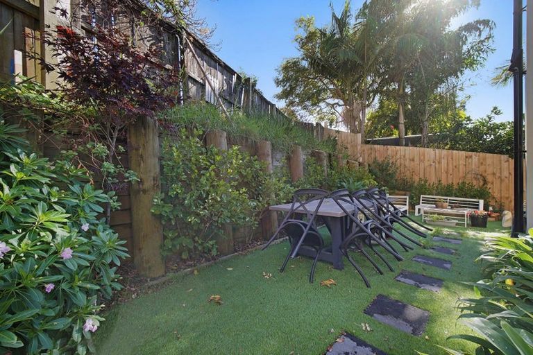 Photo of property in 6e Bacot Place, Howick, Auckland, 2014