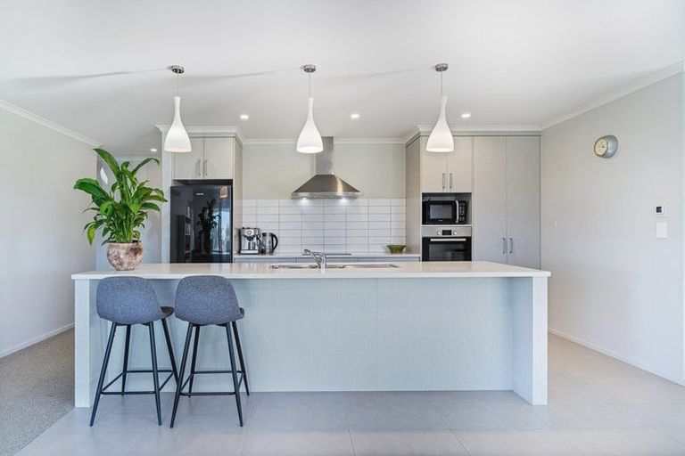 Photo of property in 36 Tairua Palms Place, Tairua, 3508