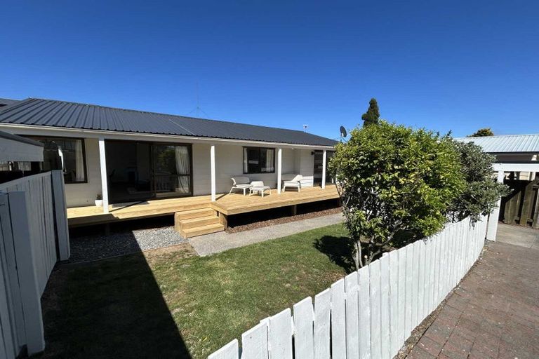 Photo of property in 6/1551 Great North Road, Waterview, Auckland, 1026