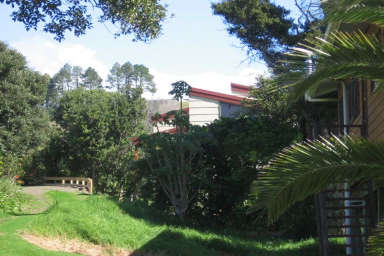 Photo of property in 9 Rewa Place, Russell, 0202