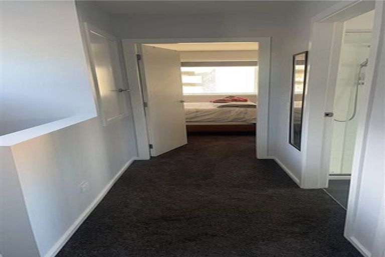 Photo of property in 128d Randwick Road, Moera, Lower Hutt, 5010