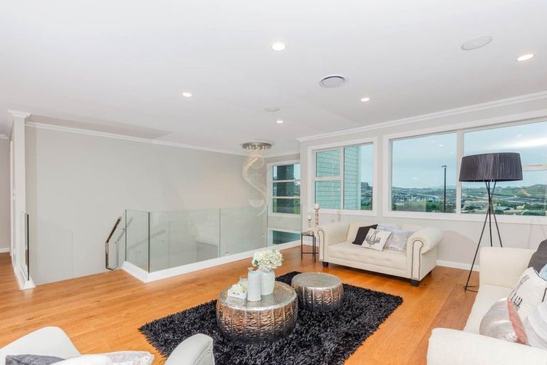 Photo of property in 87 Totara Views Drive, Silverdale, 0932