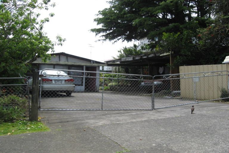 Photo of property in 2 Friesian Drive, Mangere, Auckland, 2022
