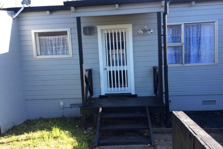 Photo of property in 4/25a Vine Street, Mangere East, Auckland, 2024