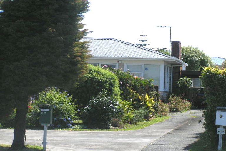 Photo of property in 2/5 Tristram Avenue, Forrest Hill, Auckland, 0620