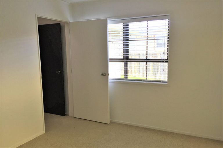 Photo of property in 1/2 Wolfe Street, Regent, Whangarei, 0112