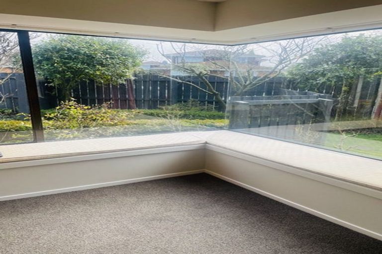 Photo of property in 1/35 Solway Avenue, Ilam, Christchurch, 8041