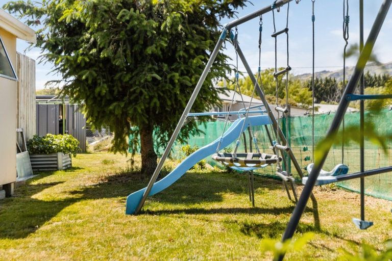 Photo of property in 6 Hall Road, Patearoa, Ranfurly, 9398